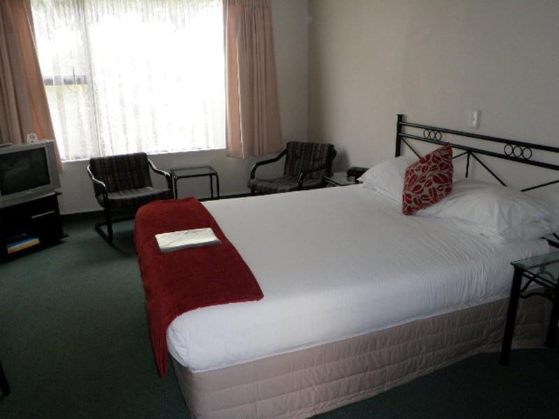 טאורנגה Durham Court Motor Inn חדר תמונה