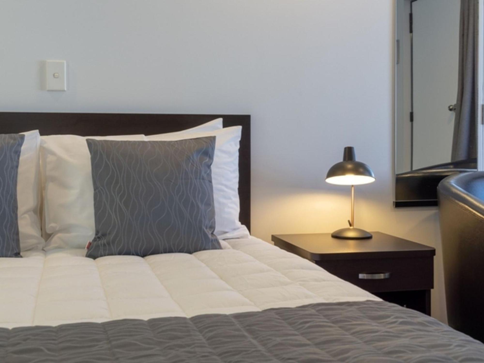 טאורנגה Durham Court Motor Inn מראה חיצוני תמונה