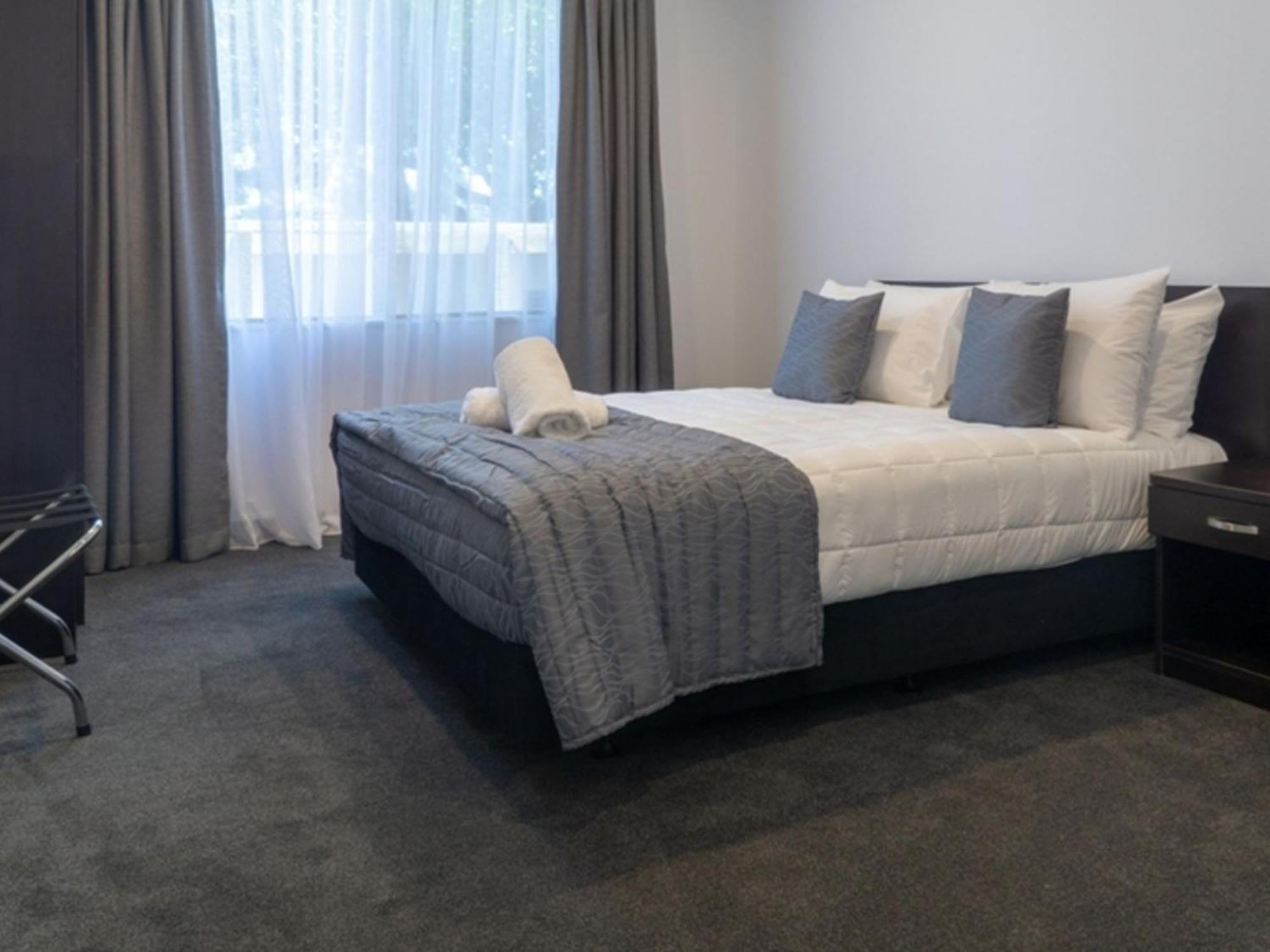 טאורנגה Durham Court Motor Inn מראה חיצוני תמונה
