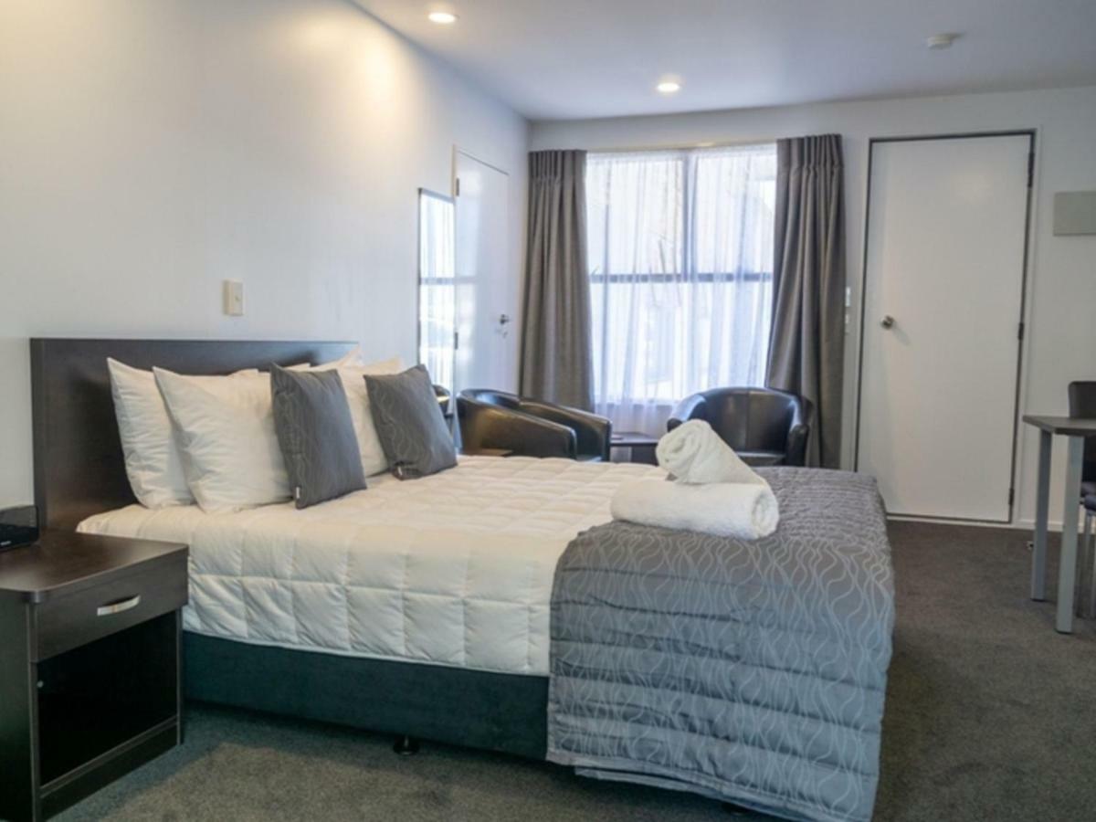 טאורנגה Durham Court Motor Inn מראה חיצוני תמונה