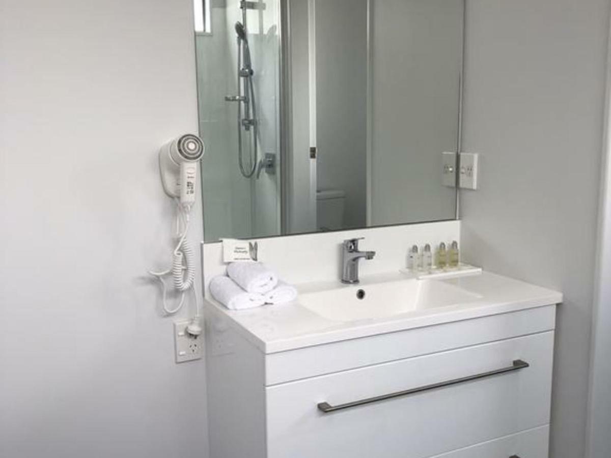 טאורנגה Durham Court Motor Inn חדר תמונה